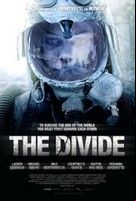 Vízválasztó - The Divide (2011) online film